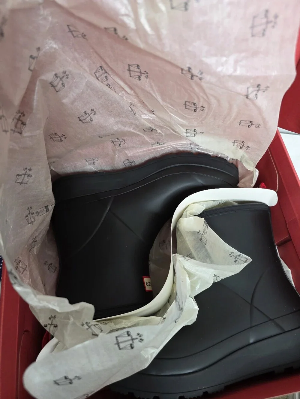 NEW Hunter Women's Play Waterproof Short Rain Boot Size 9 With Box